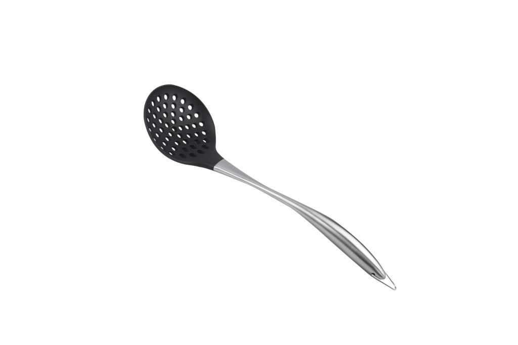SİYAH METAL SİLİKON KEVGİR 33CM