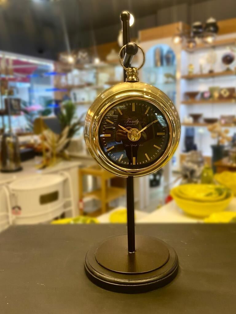 ALTIN ESKİTME ASKILI MASA SAATİ 33CM
