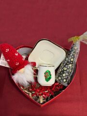 YILBAŞI HEDİYE PAKETİ KUTULU 5 PARÇA