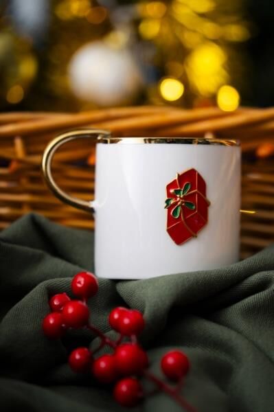 NOEL KIRMIZI HEDİYE PAKETİ KUPA