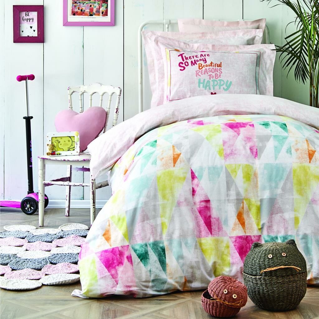 COLIRIDO PEMBE RNF GENÇ NEVRESİM TAKIMI