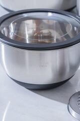 FOCUS PRO SİYAH KARIŞTIRMA KABI 16-20-24CM