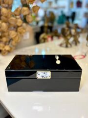 SİYAH AHŞAP DEKORATİF KUTU 24X14X8CM