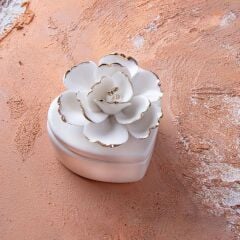 BEYAZ ALTIN KALP PORSELEN KUTU 8CM