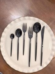 ALMERİA BLACK 6 KİŞİLİK 36 PARÇA ÇATAL KAŞIK BIÇAK TAKIMI