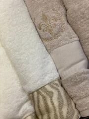 LEO BAMBU DANTELLİ NAKIŞLI AİLE BORNOZ SETİ KREM/BEJ