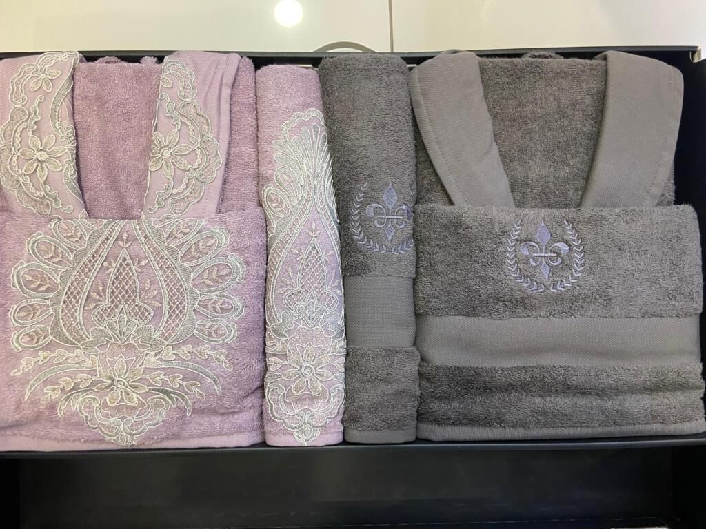 IVY BAMBU DANTELLİ NAKIŞLI AİLE BORNOZ SETİ LİLA/GRİ