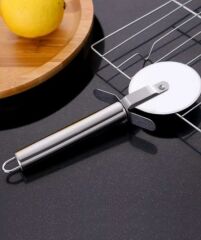 GRİ METAL PİZZA KESİCİ