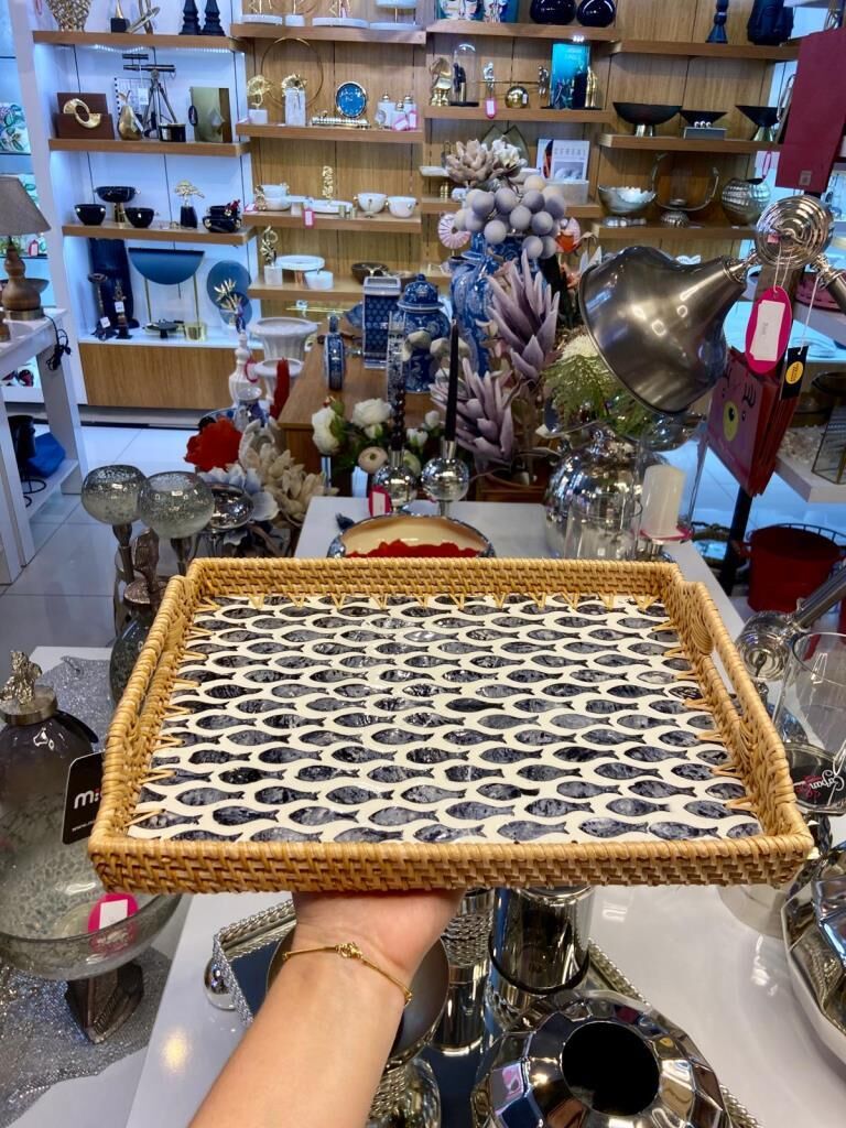 BALIK DESEN DİKDÖRTGEN RATTAN TEPSİ 32X24CM