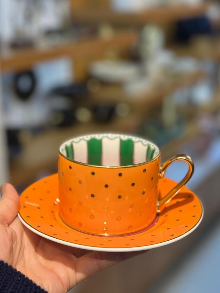 TURUNCU PUANTİYELİ TEK KİŞİLİK ÇAY FİNCANI