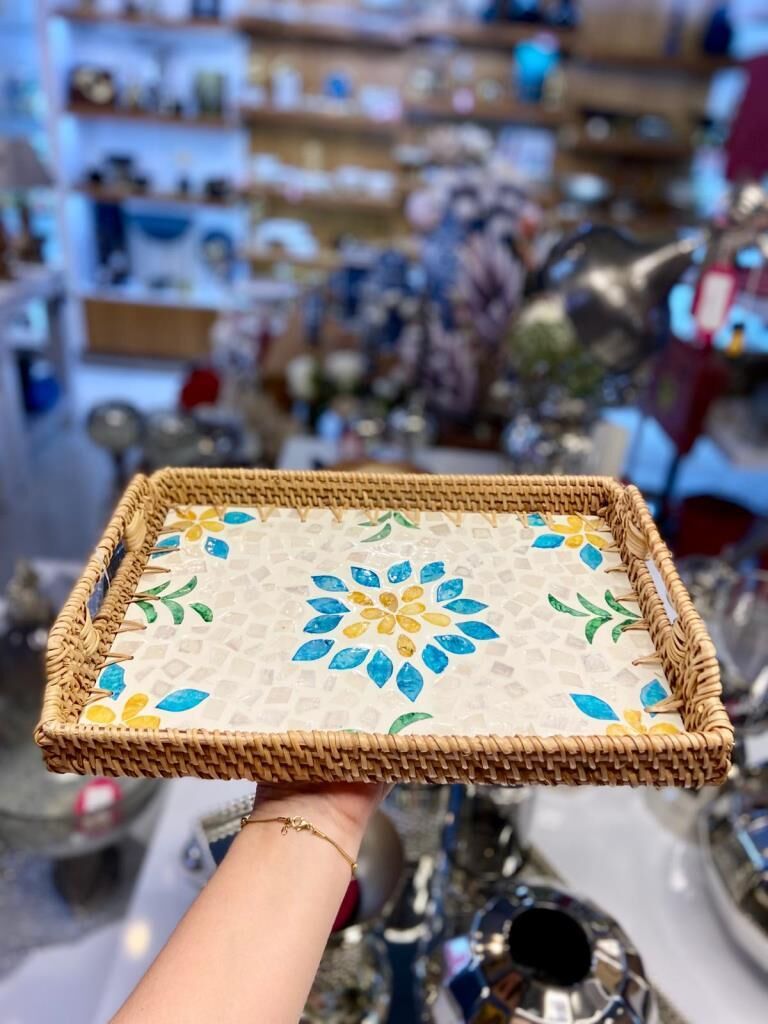 SARI MAVİ DİKDÖRTGEN RATTAN TEPSİ 29X20CM