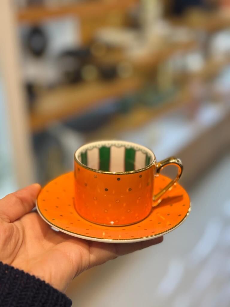 TURUNCU PUANTİYELİ TEK KİŞİLİK TÜRK KAHVESİ FİNCANI