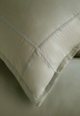 RUNA ADAÇAYI ÇİFT KİŞİLİK PAMUK SATEN NEVRESİM TAKIMI