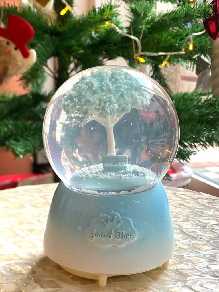 MAVİ AĞAÇ KAR KÜRESİ 15CM