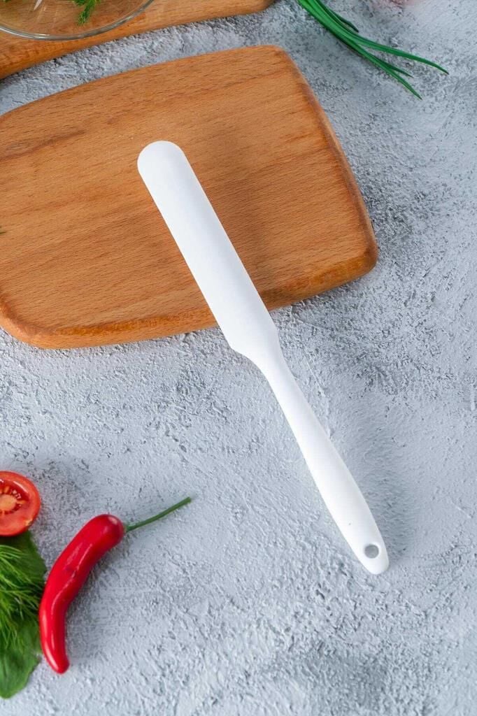 BEYAZ SİLİKON UZUN SPATULA 23,5CM