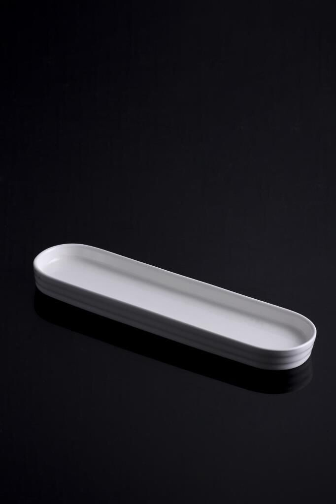 BEYAZ PORSELEN OVAL TABAK 25,4 CM