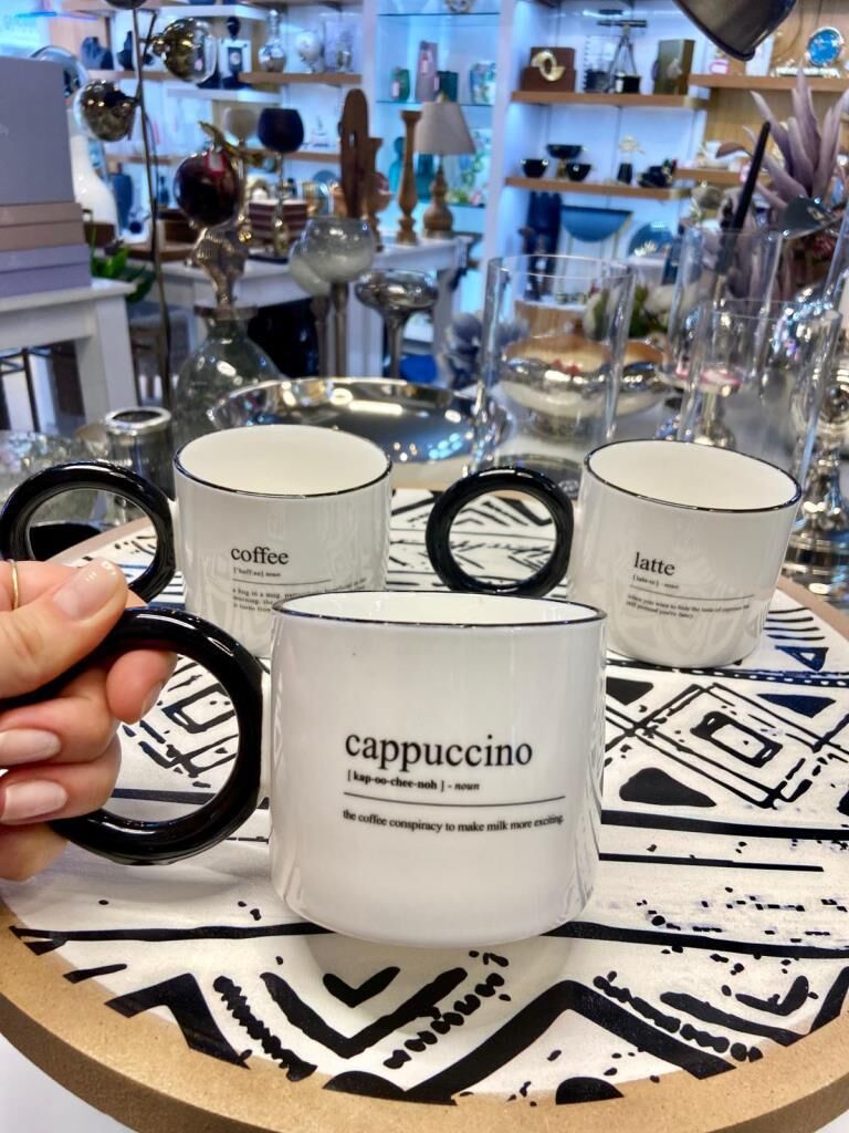 COFFEE-LATTE-CAPUCCİNO YAZILI 3'LÜ PORSELEN KUPA