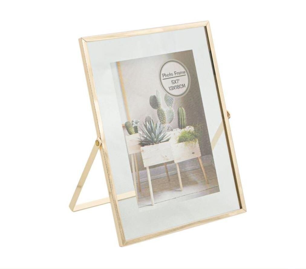 ALTIN METAL ÇERÇEVE 20X25CM