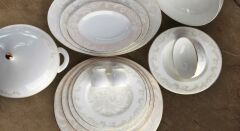 PROUNA SATIN STITCH 72 PARÇA BONE CHINA YEMEK TAKIM