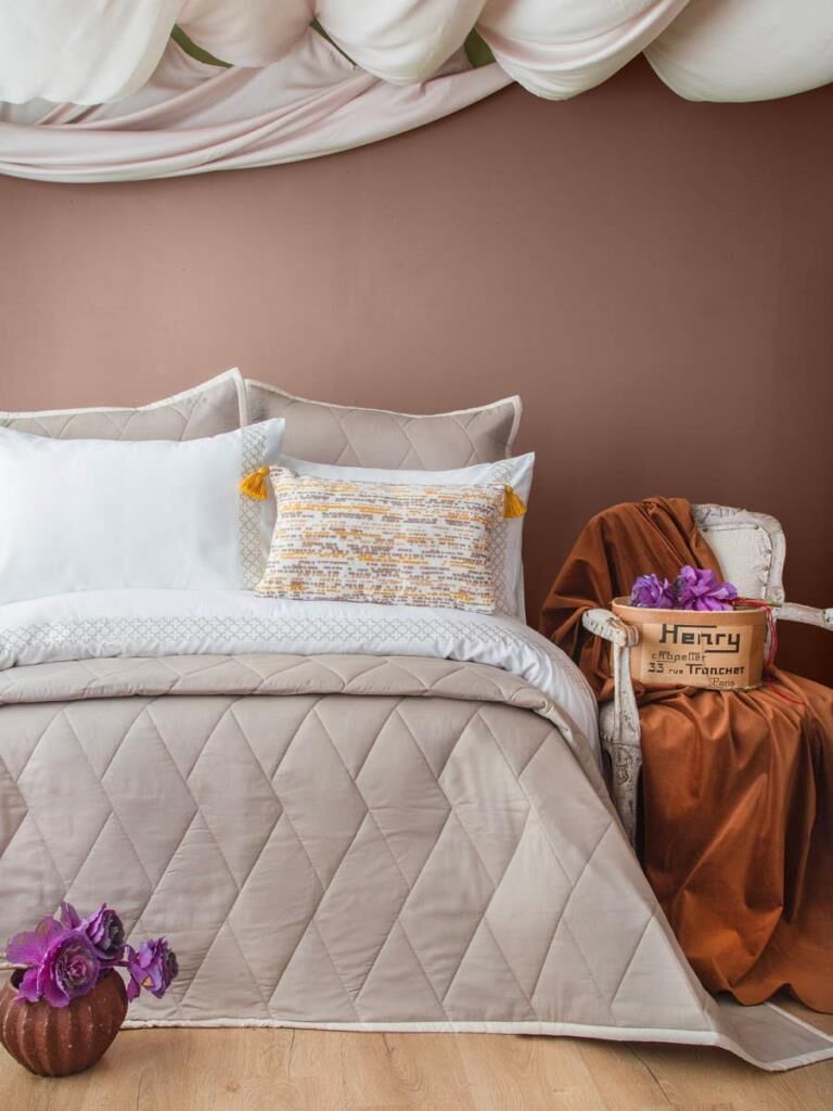 BEETLE BEJ ÇİFT KİŞİLİK YATAK ÖRTÜLÜ SET