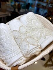 BEJ SEPETLİ 3'LÜ HAVLU SETİ 30X50CM