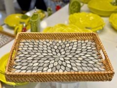 ANTRASİT ÇİÇEK RATTAN SEDEFLİ TEPSİ 23X32X3CM