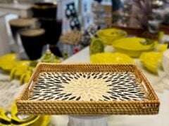 ANTRASİT KREM ÇİÇEK RATTAN SEDEFLİ TEPSİ 23X32X3CM