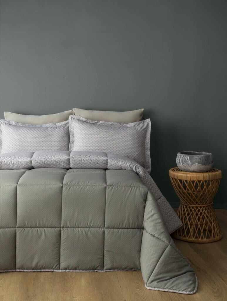 BETTY YEŞİL ÇİFT KİŞİLİK MİKRO YATAK ÖRTÜSÜ