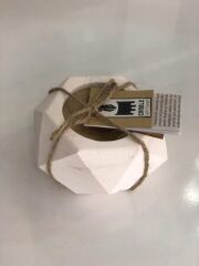 BEYAZ MERMER DESEN GEOMETRİK MUM 11CM