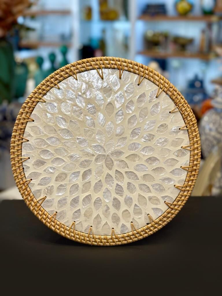 KREM SEDEFLİ RATTAN SUPLA/DEKORATİF TEPSİ DESEN2 32CM