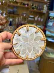 KREM SEDEFLİ TEKLİ BARDAK ALTLIĞI 10CM DESEN1