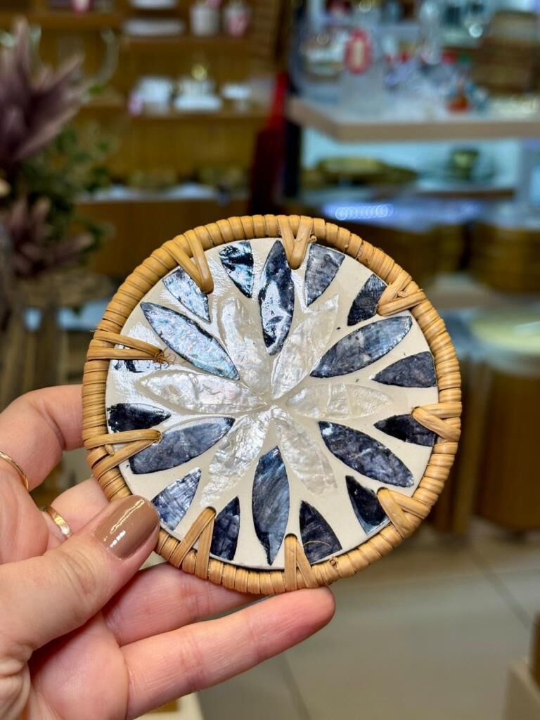 KREM ANTRASİT SEDEFLİ TEKLİ BARDAK ALTLIĞI 10CM DESEN1