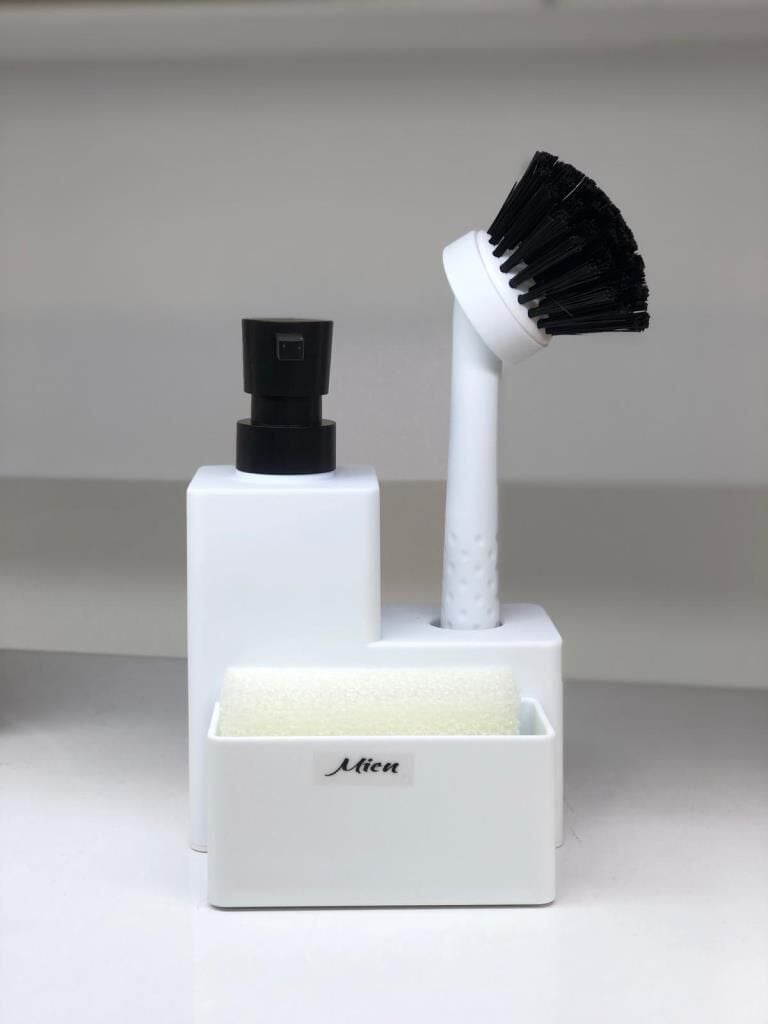 BEYAZ HAZNELİ KÖŞELİ SIVI SABUNLUK