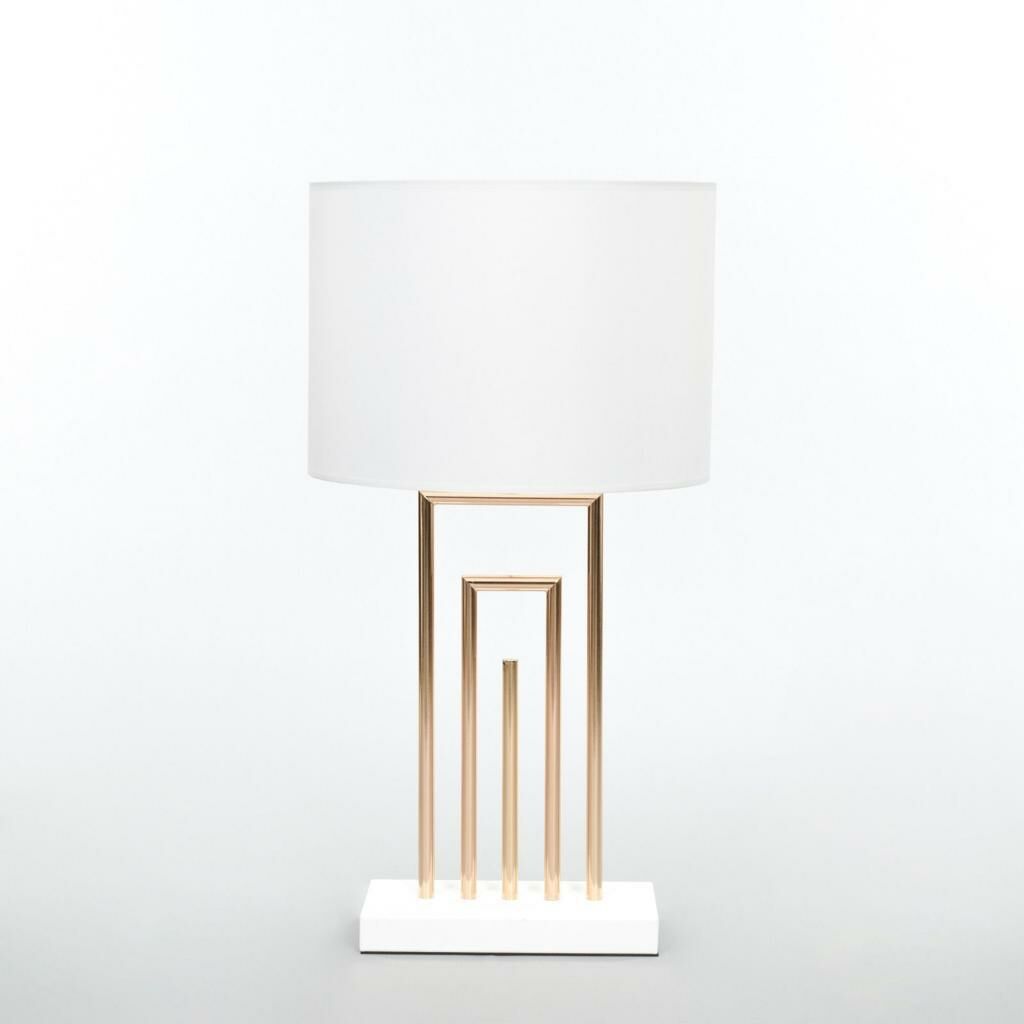 BEYAZ ALTIN ABAJUR 62CM