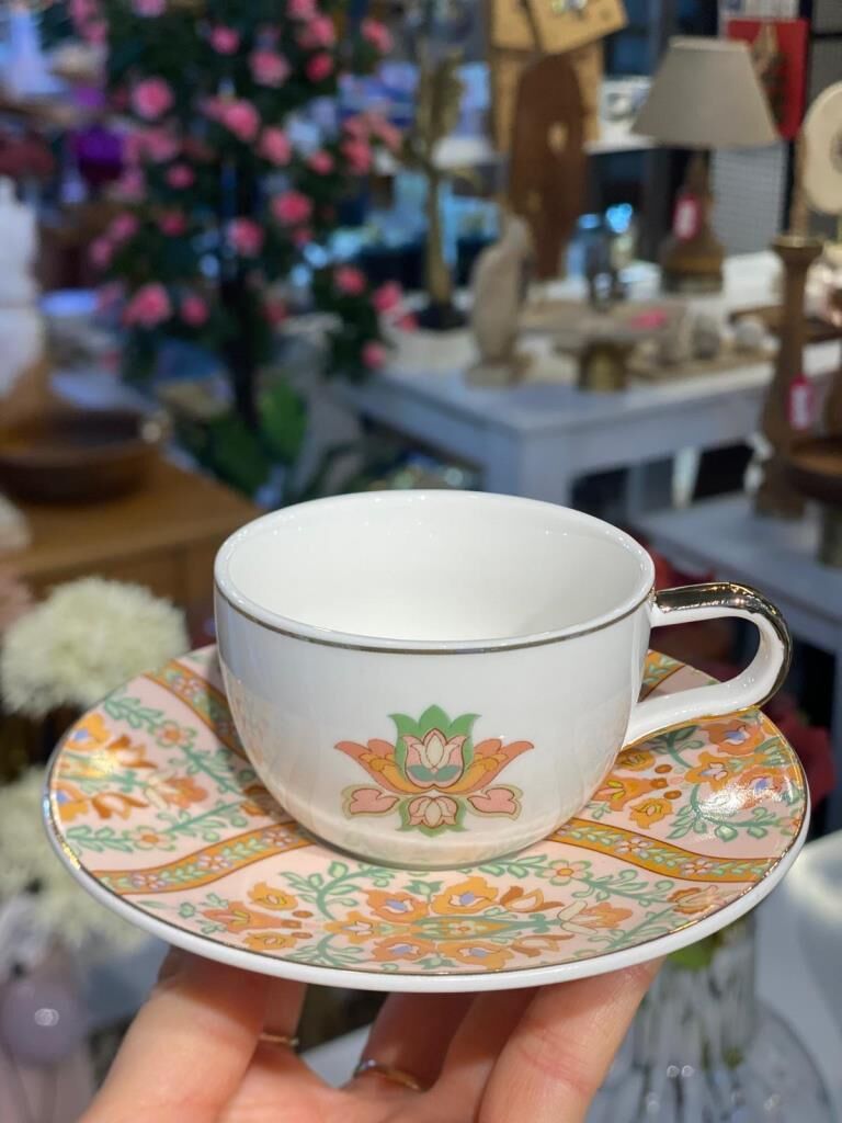 PEMBE ÇİÇEK DESENLİ 6 KİŞİLİK TÜRK KAHVESİ FİNCANI