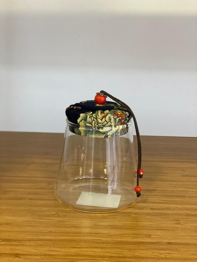 LACİVERT KAPAKLI CAM KAVANOZ 300ML