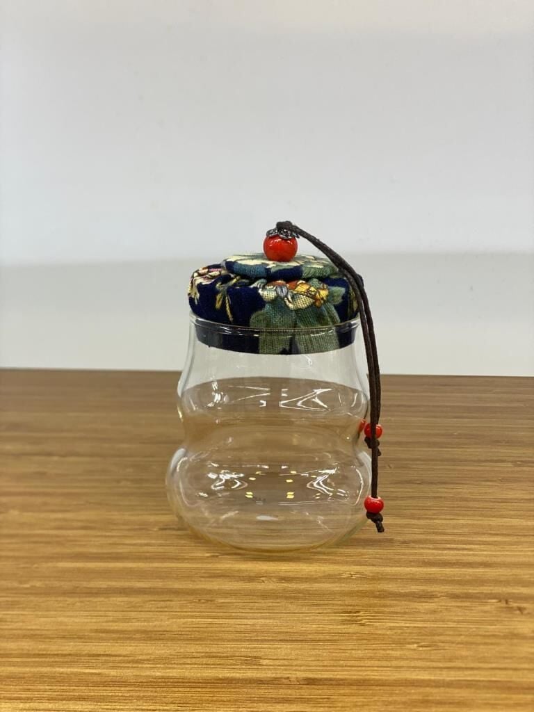 LACİVERT KAPAKLI CAM KAVANOZ 250ML