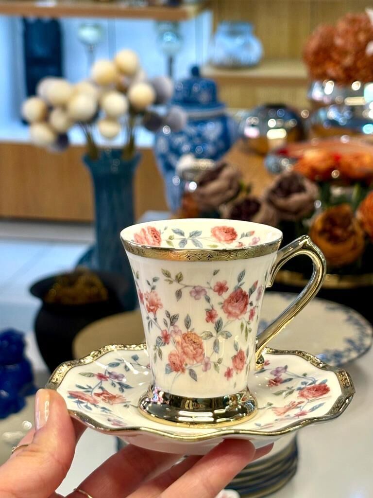 ELEANOR PEMBE TEK KİŞİLİK TÜRK KAHVESİ FİNCANI