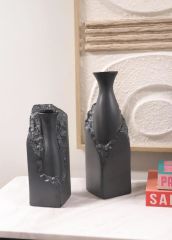LICIA SİYAH SERAMİK VAZO 9X9X26CM