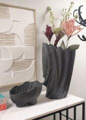 LICIA SİYAH SERAMİK VAZO 25X17X19CM