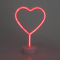 NEON IŞIKLI KALP DEKOR