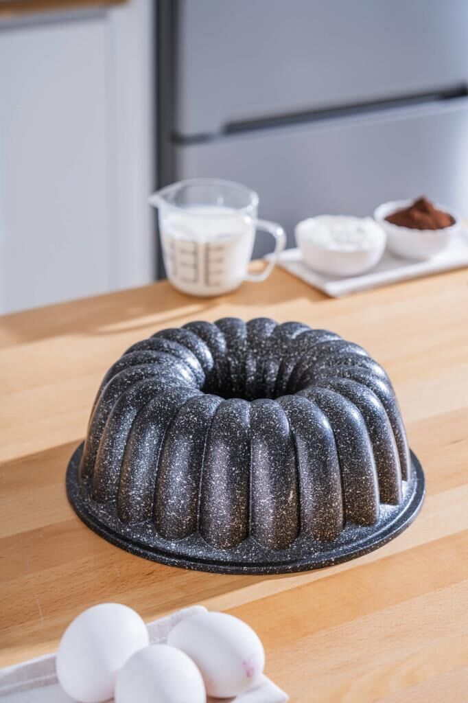 LINE DİLİMLİ KEK KALIBI SİYAH 26CM