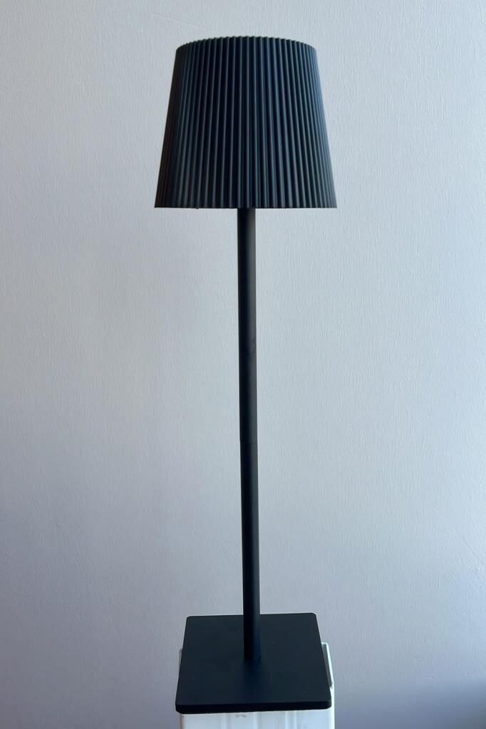 SİYAH DOKUNMATİK LEDLİ MASA LAMBASI 40CM