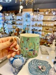 JUNGLE MİNT YEŞİLİ ÇİÇEKLİ KUPA