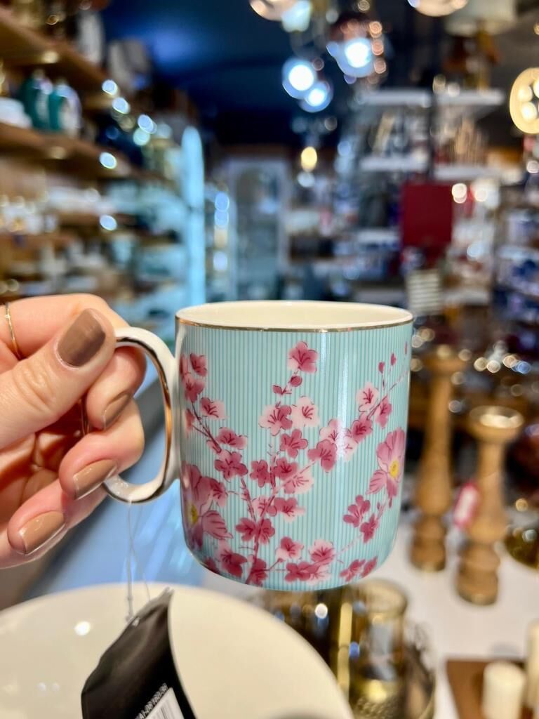 JUNGLE PEMBE ÇİÇEKLİ KUPA