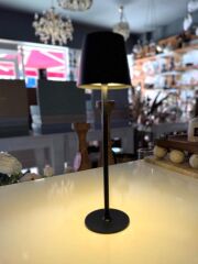 ŞAPKALI SİYAH LEDLİ MASA LAMBASI 38CM