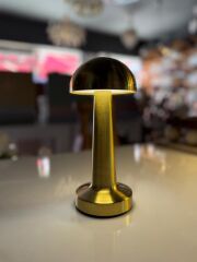 ALTIN MANTAR MODEL LEDLİ MASA LAMBASI 21CM