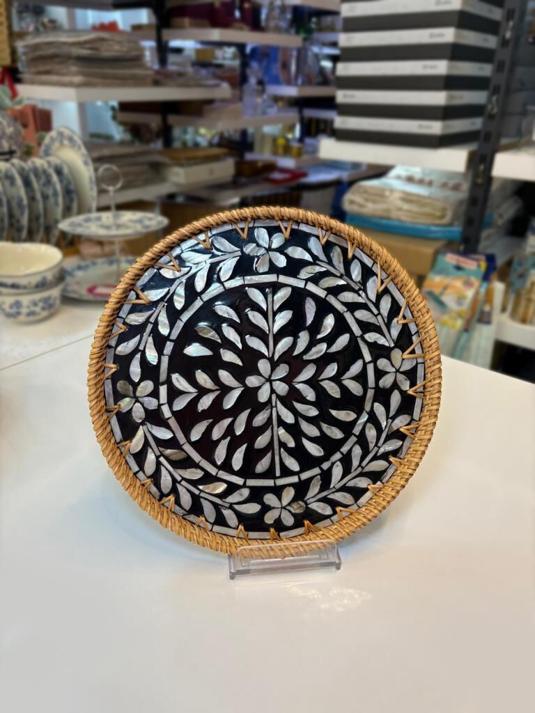 SİYAH SEDEFLİ YUVARLAK TEPSİ 30CM