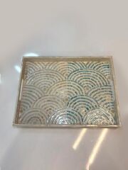 KREM TURKUAZ SEDEFLİ DİKDÖRTGEN TEPSİ 43X33CM