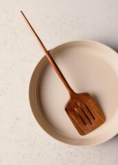 NATURA AKASYA DELİKLİ SPATULA 35X8CM